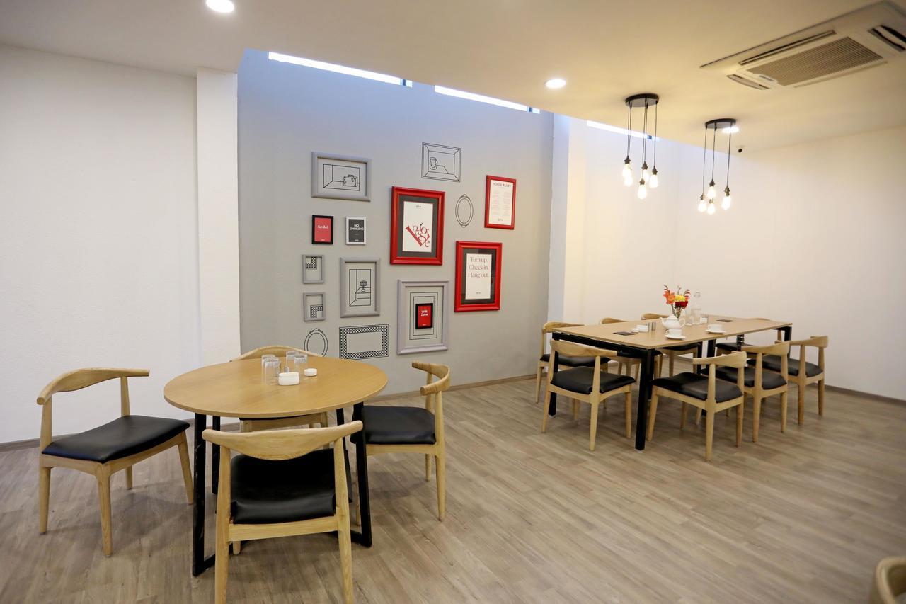 Hotel Oyo Townhouse 027 Sector 15 Gurgaon Extérieur photo