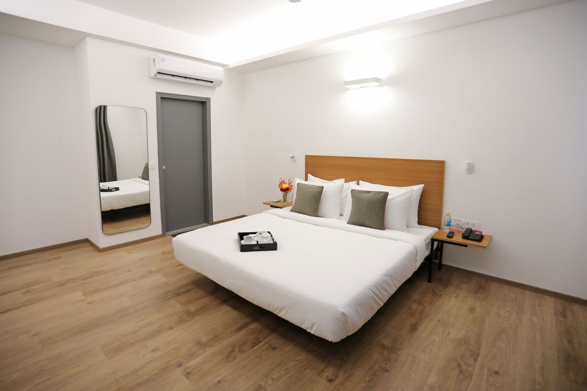 Hotel Oyo Townhouse 027 Sector 15 Gurgaon Extérieur photo