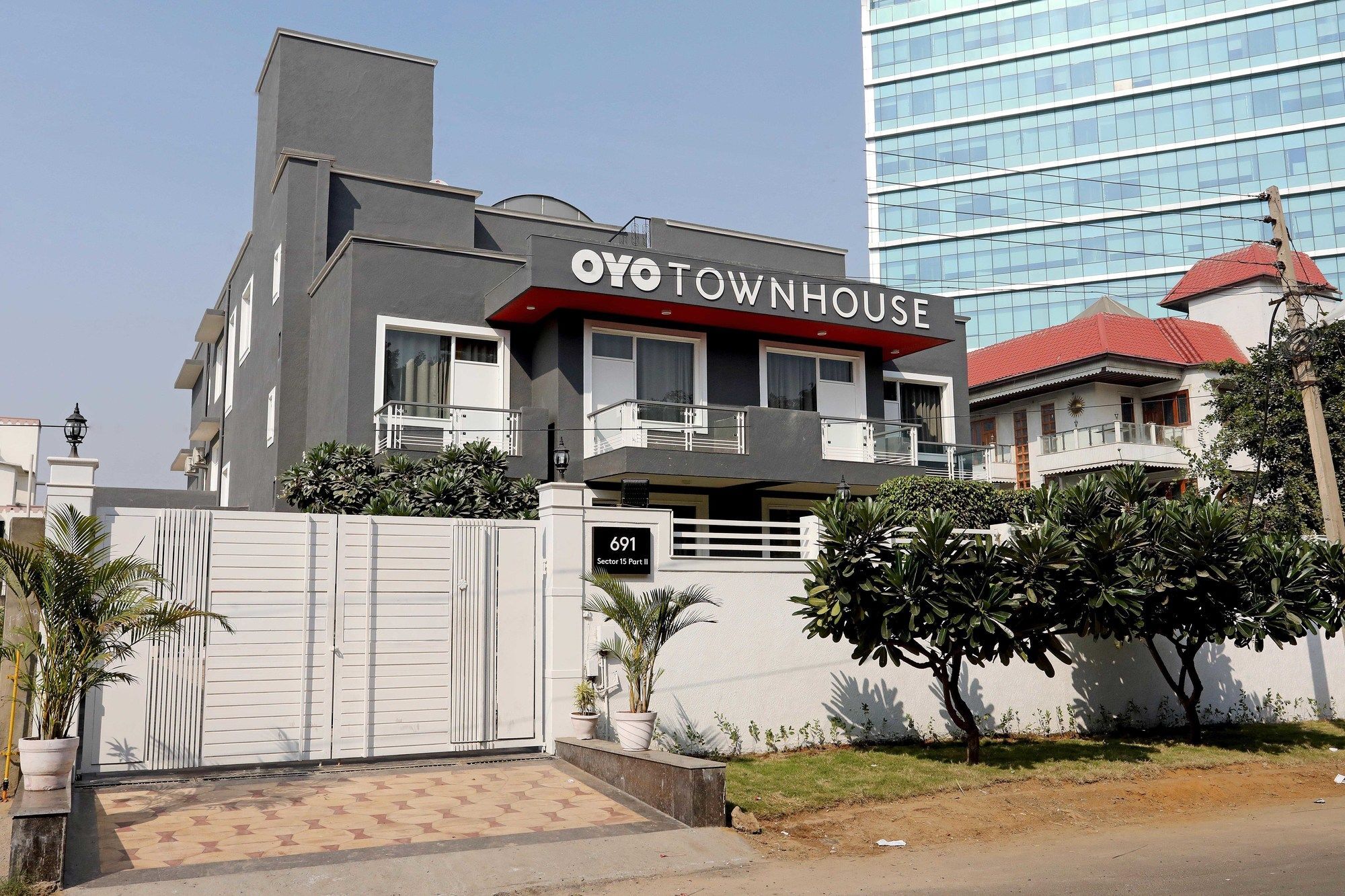 Hotel Oyo Townhouse 027 Sector 15 Gurgaon Extérieur photo