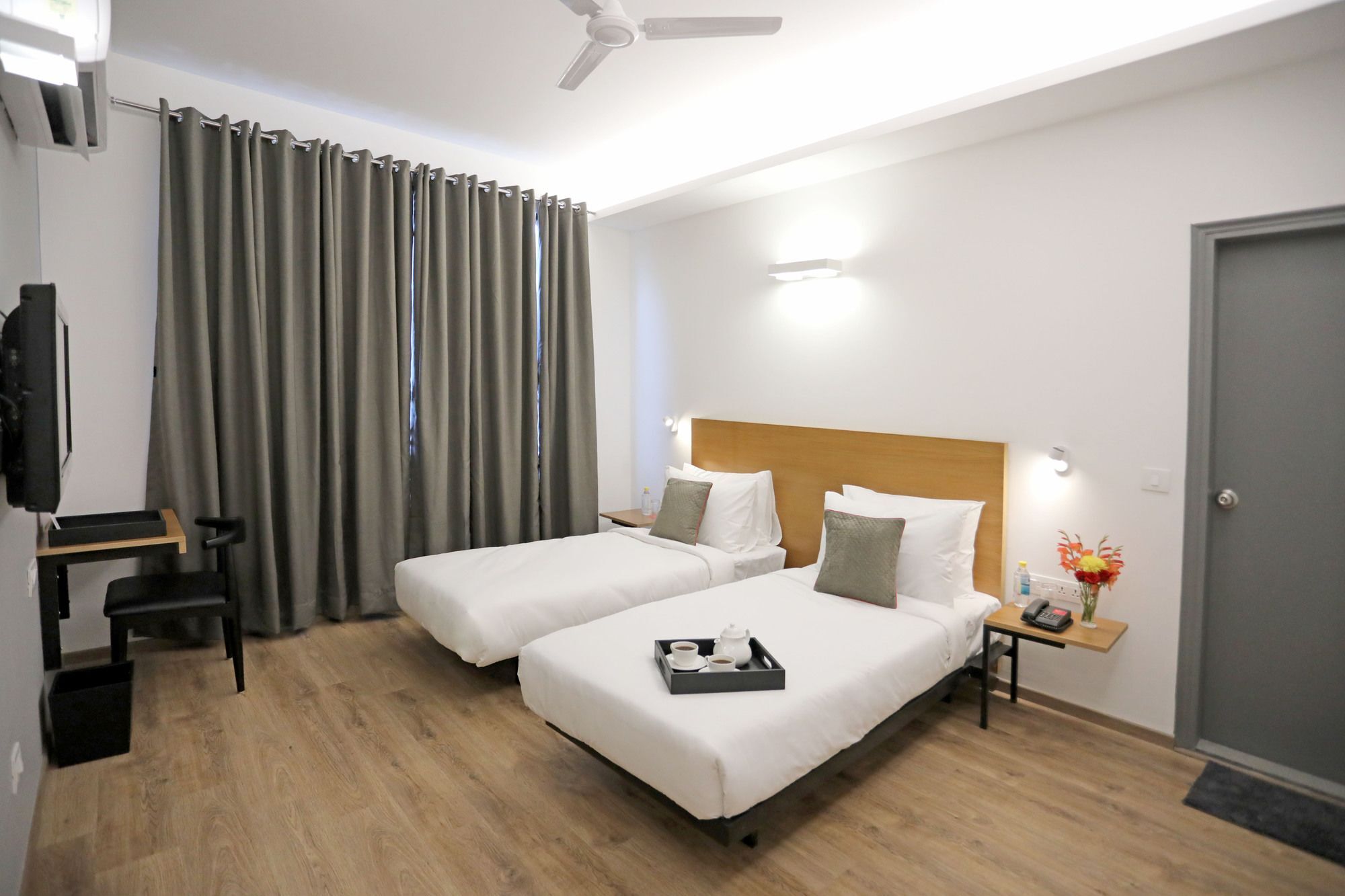 Hotel Oyo Townhouse 027 Sector 15 Gurgaon Extérieur photo